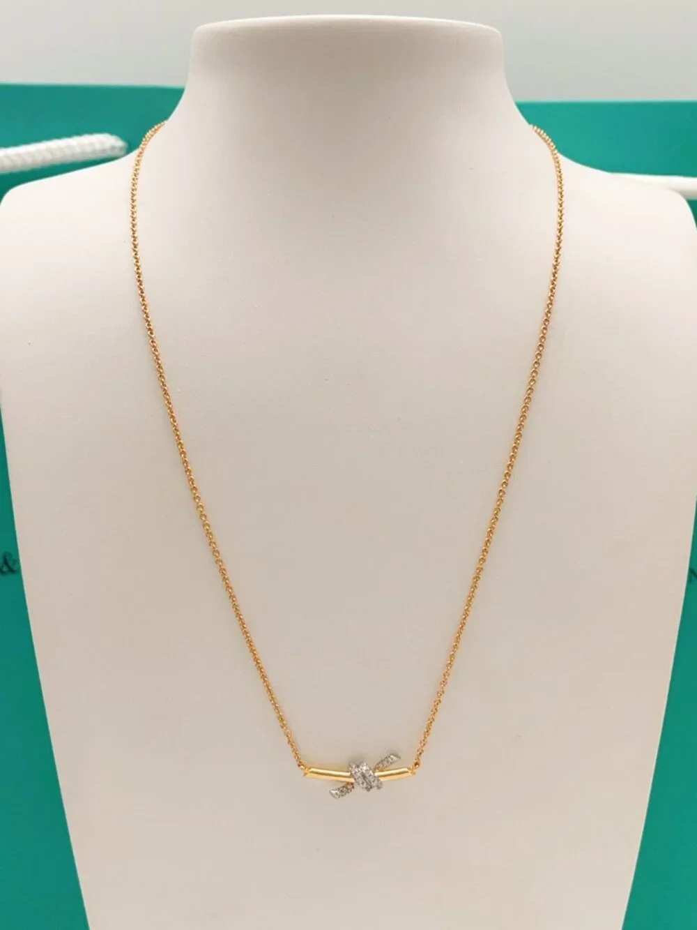 Excellent Used Condition Tiffany & Co. Necklacet